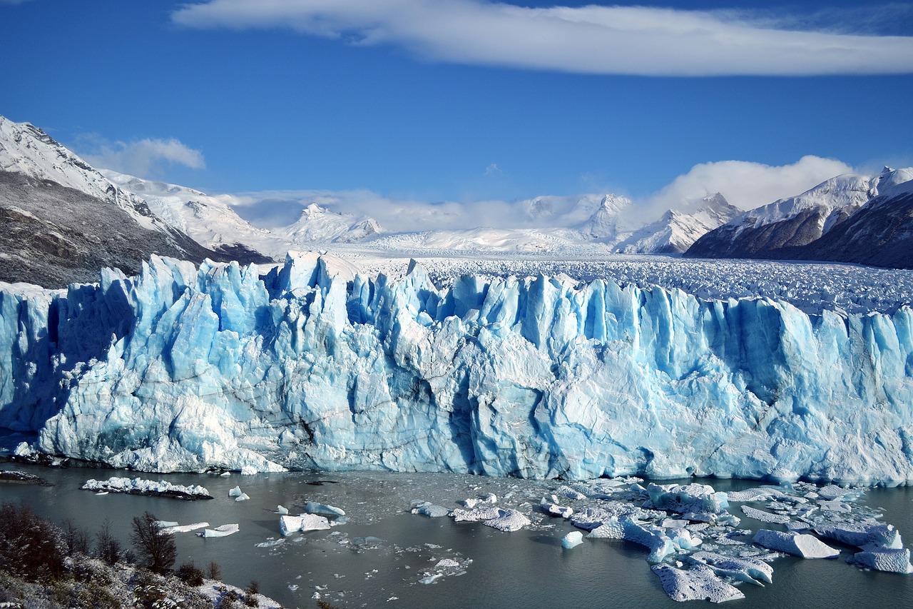 Climate crisis melting ice in Patagonia