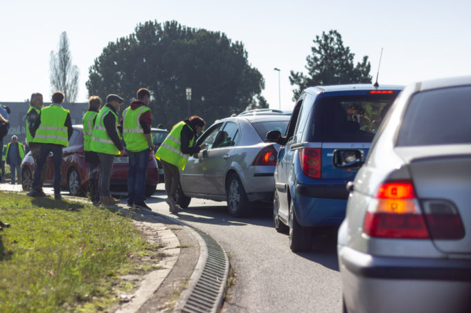 Gilets jaunes strike