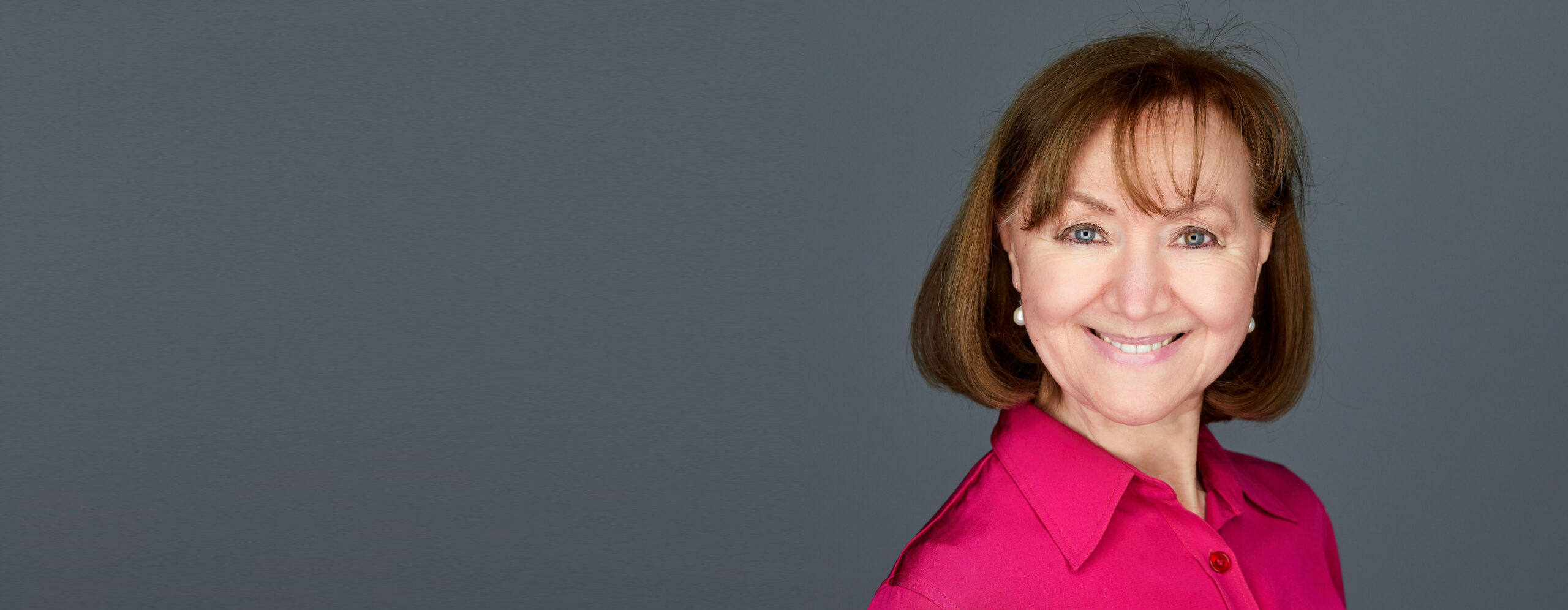 20220708-Faculty-GinkaToegel-1440×560-MH - IMD Business School