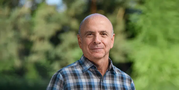 20220829-Faculty-ShlomoBen-Hur-CardCampus-370×187-x2-MH-comp - IMD Business School