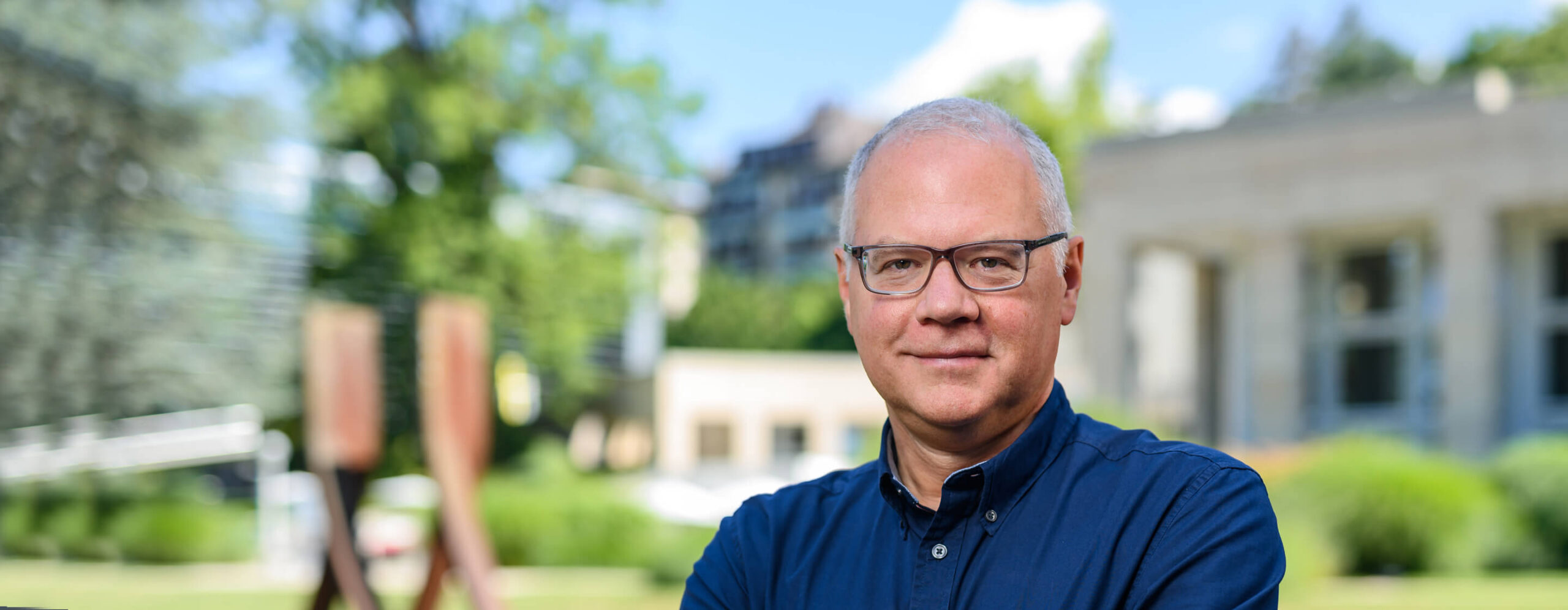 20220901-Faculty-JohnWeeks-TopBannerCampus-1440×560-x2-MH-comp - IMD Business School