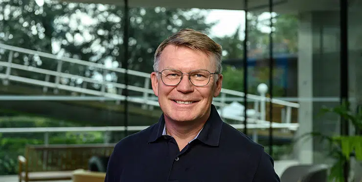 20231123-Faculty-StefanMichel-SmallCard-740×374 - IMD Business School
