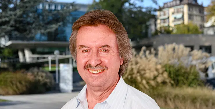 20240328-Faculty-Francisco_Szekely-Card-740x374 - IMD Business School
