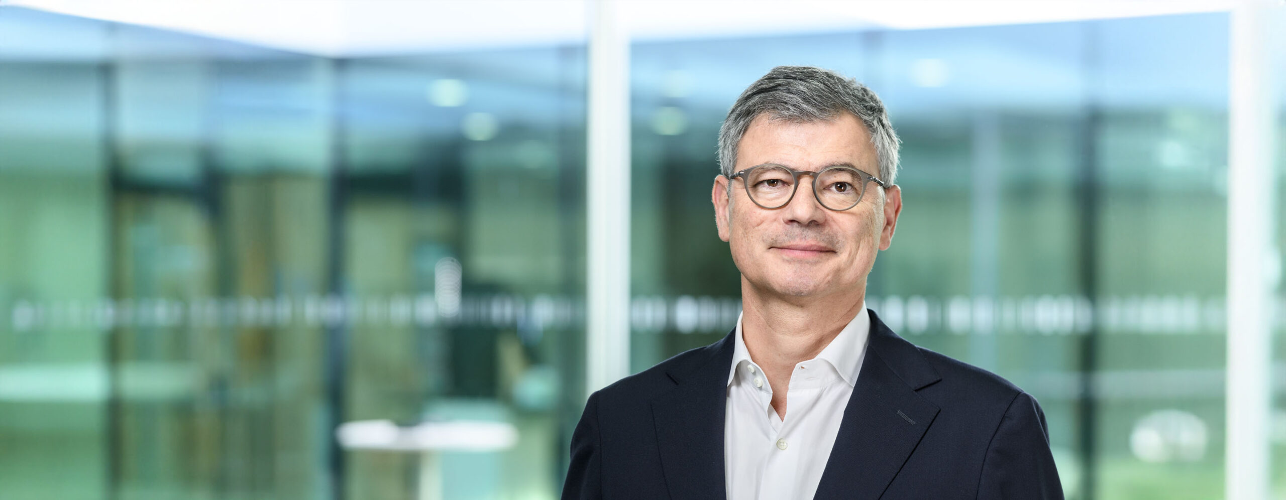 20240405-Faculty-Frederic_Dalsace-TopBanner-2800x1120 - IMD Business School