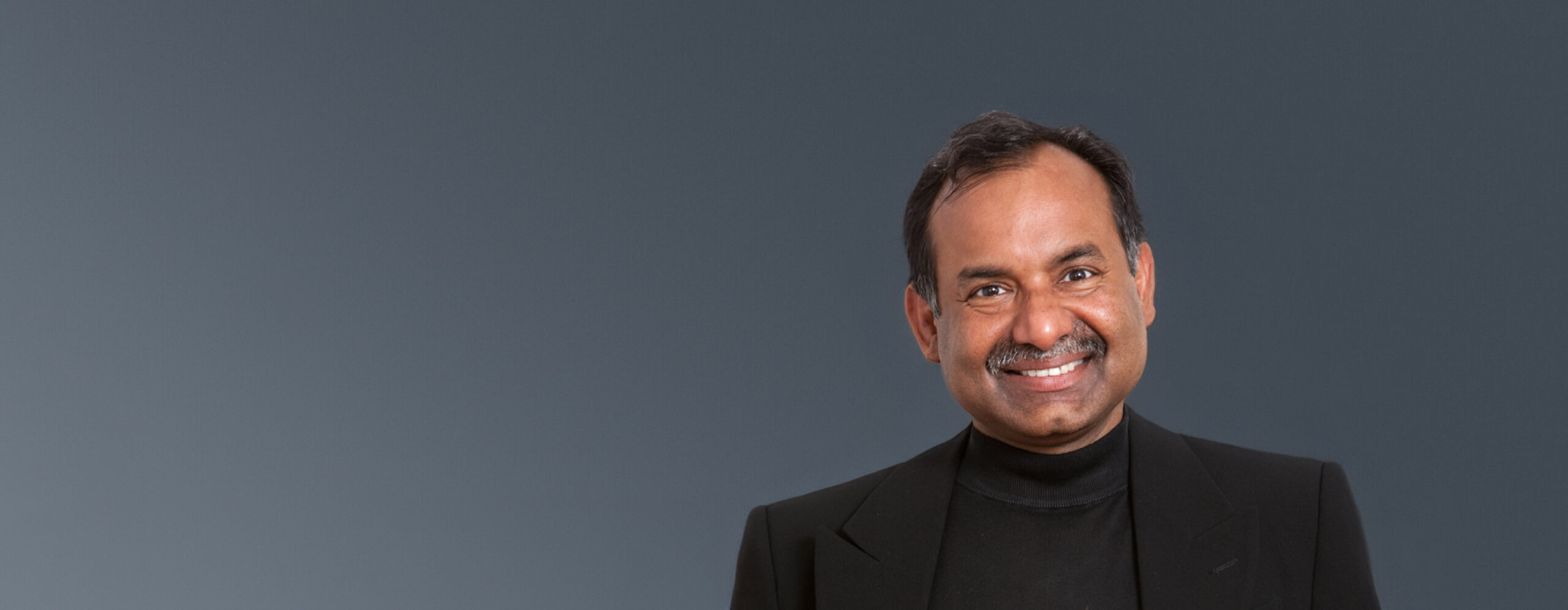 20240517-Faculty-Vikas_Tibrewala-Grey_BG-Topbanner-2880x1120 - IMD Business School