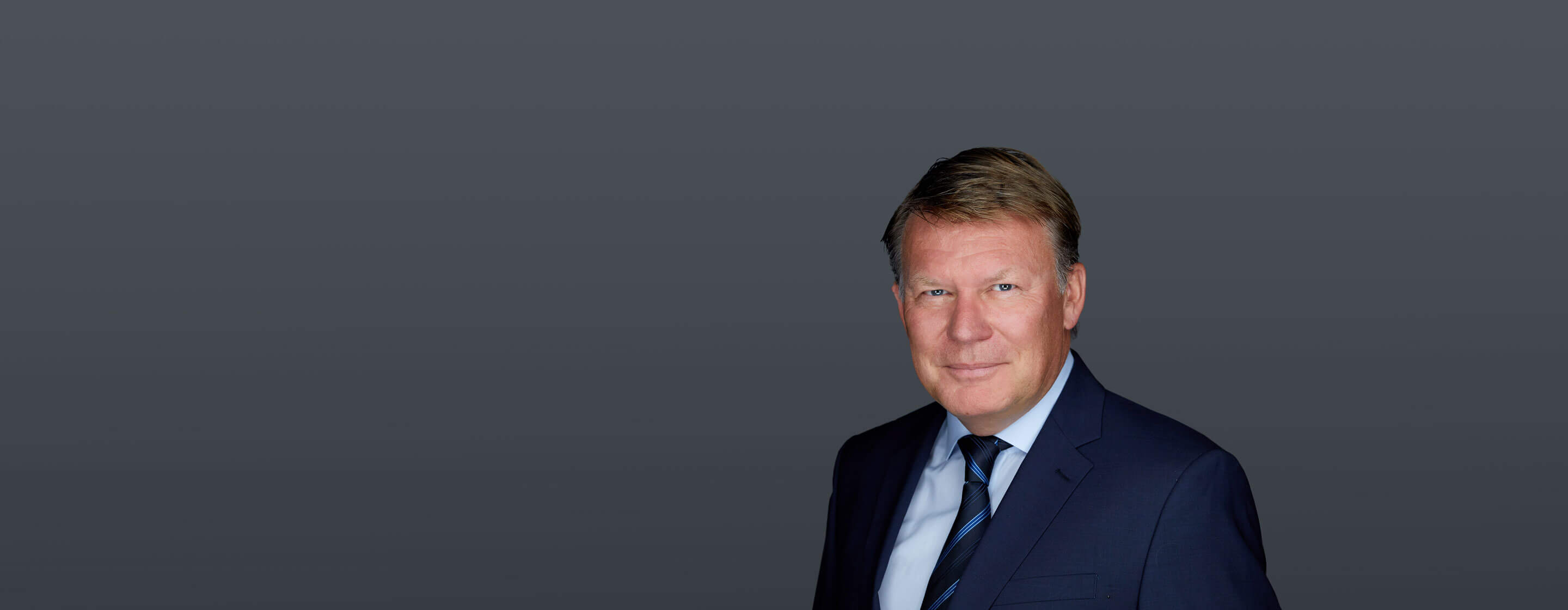 20220817-FacultyTopBanners-1440×560-Stefan_MICHEL - IMD Business School