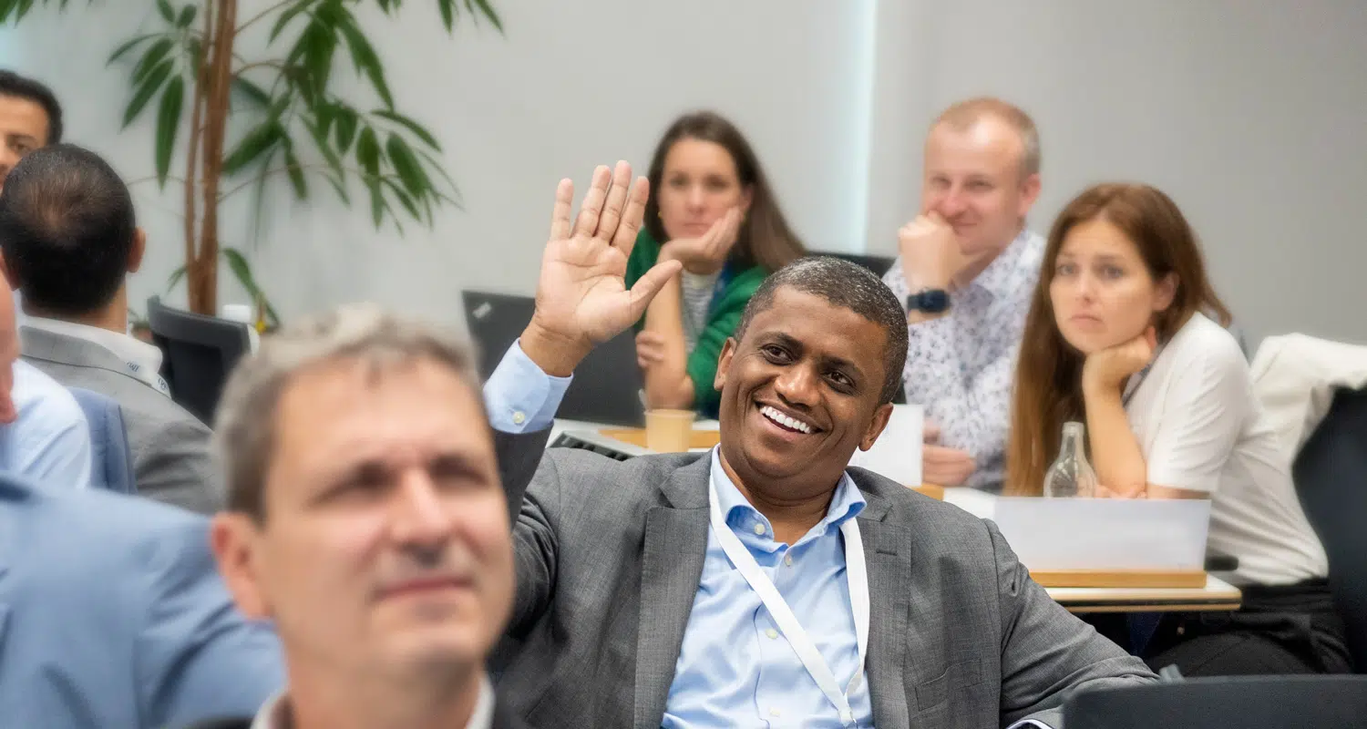 20220906-EMBA-IsThisProgramForYou-750×400-x2-MH - IMD Business School
