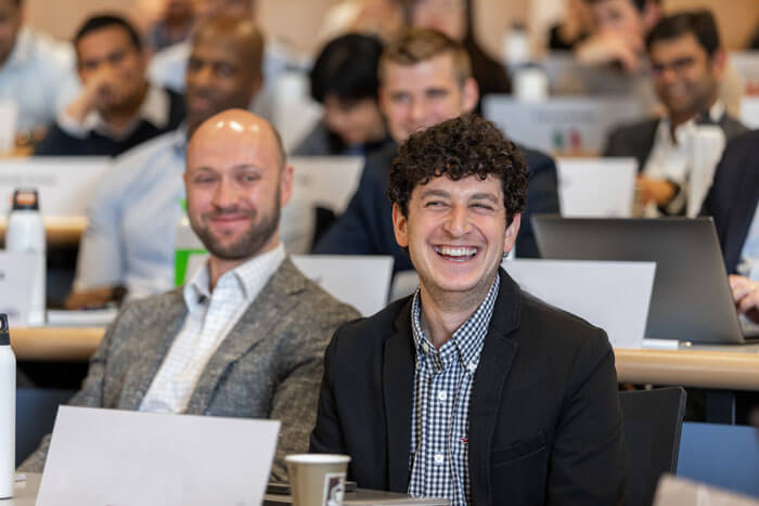 20220910-MBA-Carousel05-700×467-MH-comp - IMD Business School