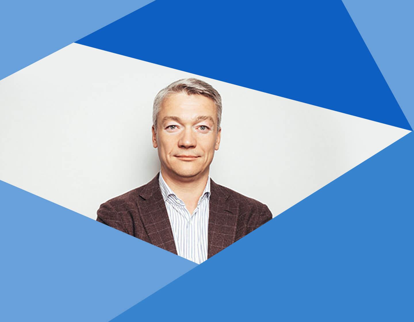 20221028-News-SpitchsRoboBankersAreLearning-720x560x2-SG-comp - IMD Business School