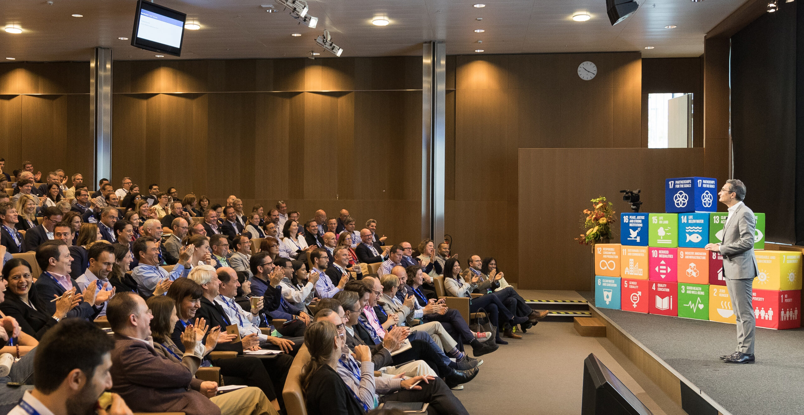 11 key moments from our annual alumni event on the role of leadership in meeting the global challenges - IMD Business School