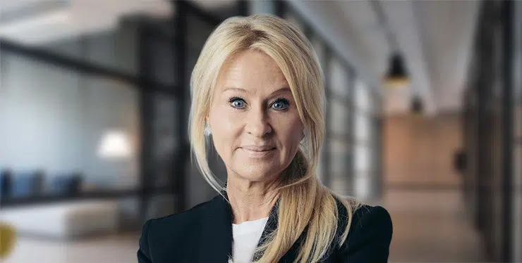 BoardMermbers-PNG-AnnikaFalkengren-740×374-BG3 - IMD Business School