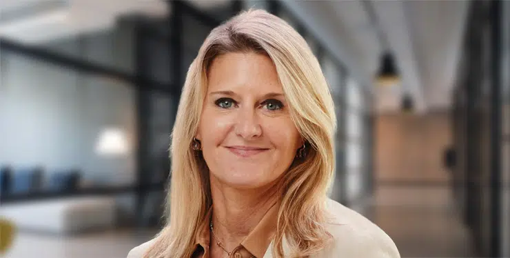 BoardMermbers-PNG-Marie-FranceTschudin-740×374-BG3 - IMD Business School