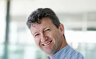 20230324-NewZealand-Committee-members-Denis_O_Shea-325×200 - IMD Business School