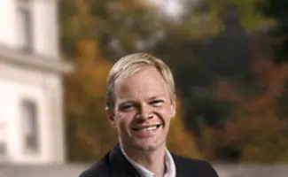 20230327-Denmark-Committee-members-Jens_C_Foged-325×200 - IMD Business School