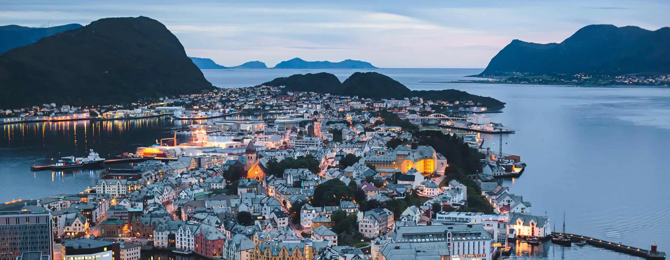 AlumniClub-TopBanner-Norway-2880×1120-AJ-comp - IMD Business School