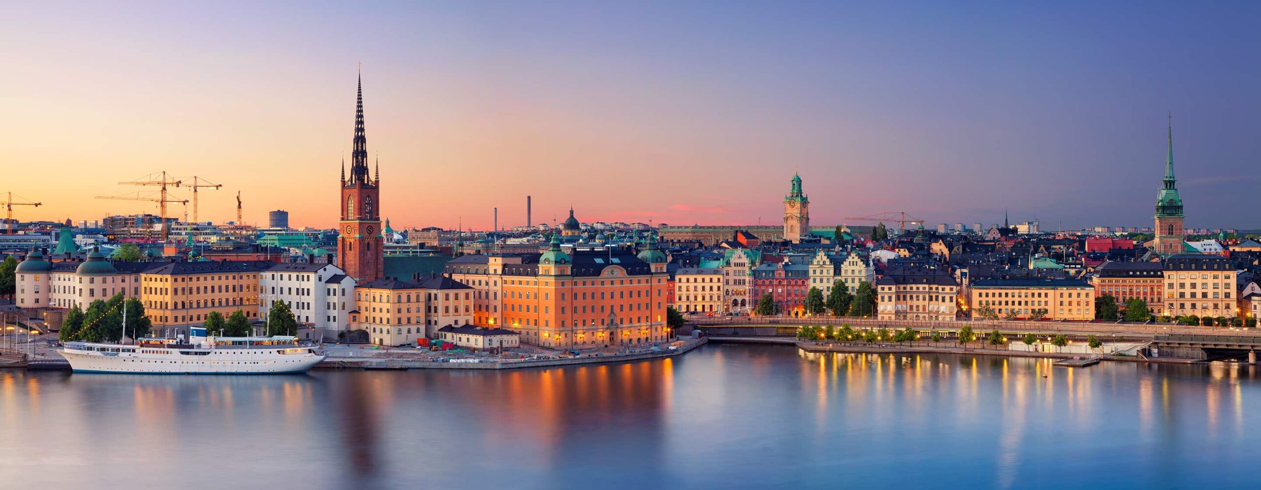 AlumniClub-TopBanner-Sweden-2880×1120-AJ-comp - IMD Business School