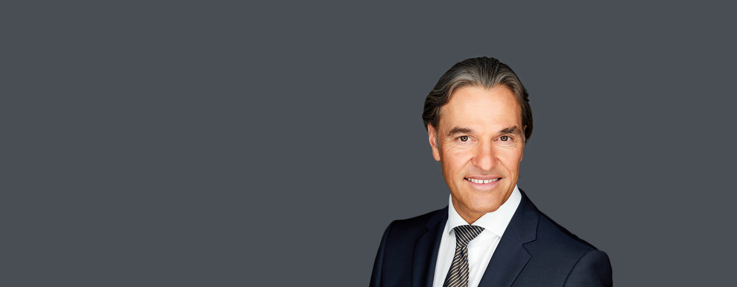 DSCM-FacultyPage-TopBanner-Seifert_Ralf-2880×1120-AJ-comp - IMD Business School