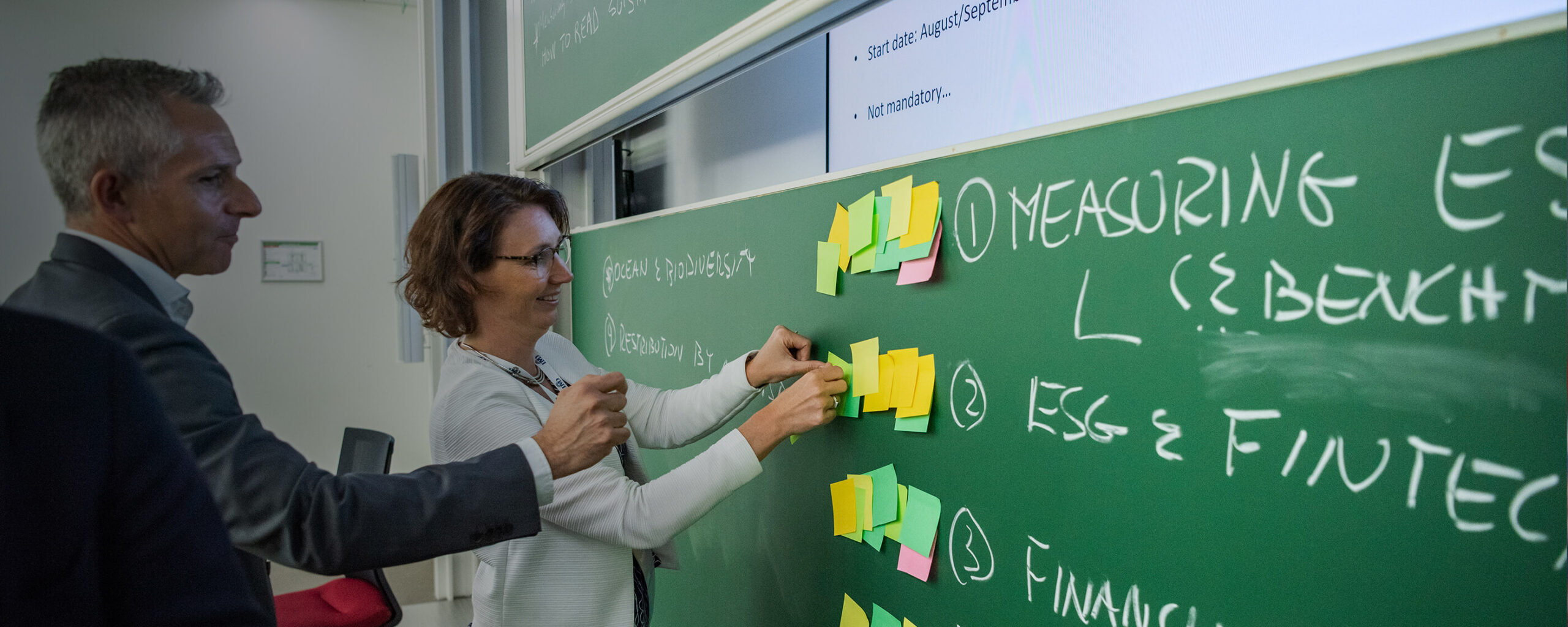 20230427-CustomPrograms-Process-TopBanner-2800×1120-comp - IMD Business School