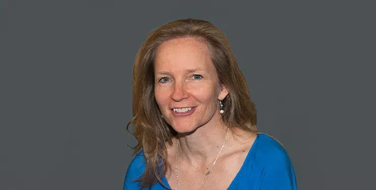 20230718-iecc-facultycards-COMENGE-Stephanie-740×374-1 - IMD Business School