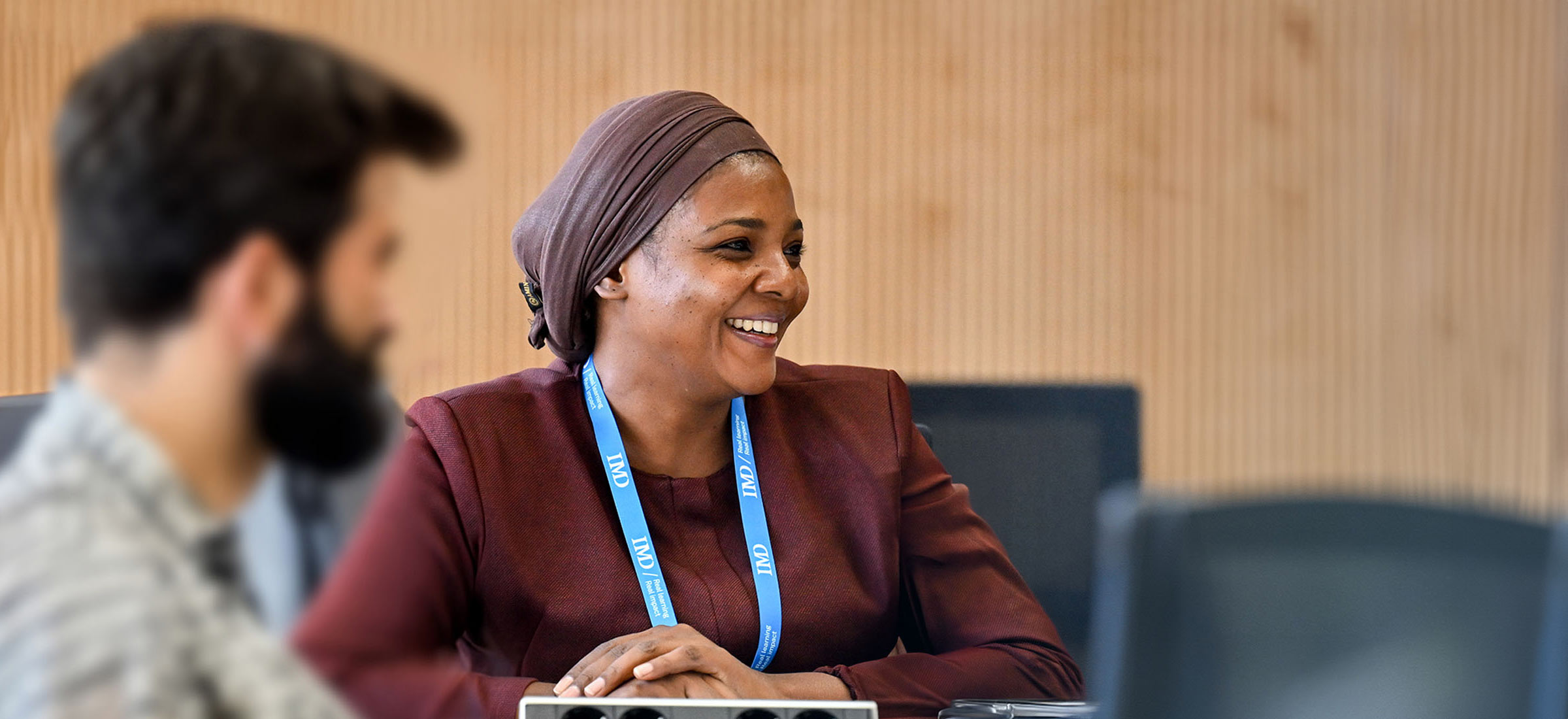 20240417-LSC-Topbanner-BlueFilter-Tablet-2400x1100-2 - IMD Business School