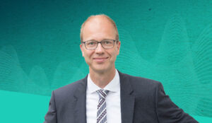 TheInterview-RalphHerbst-IbyIMD-Cards-5_3-1250x725 - IMD Business School