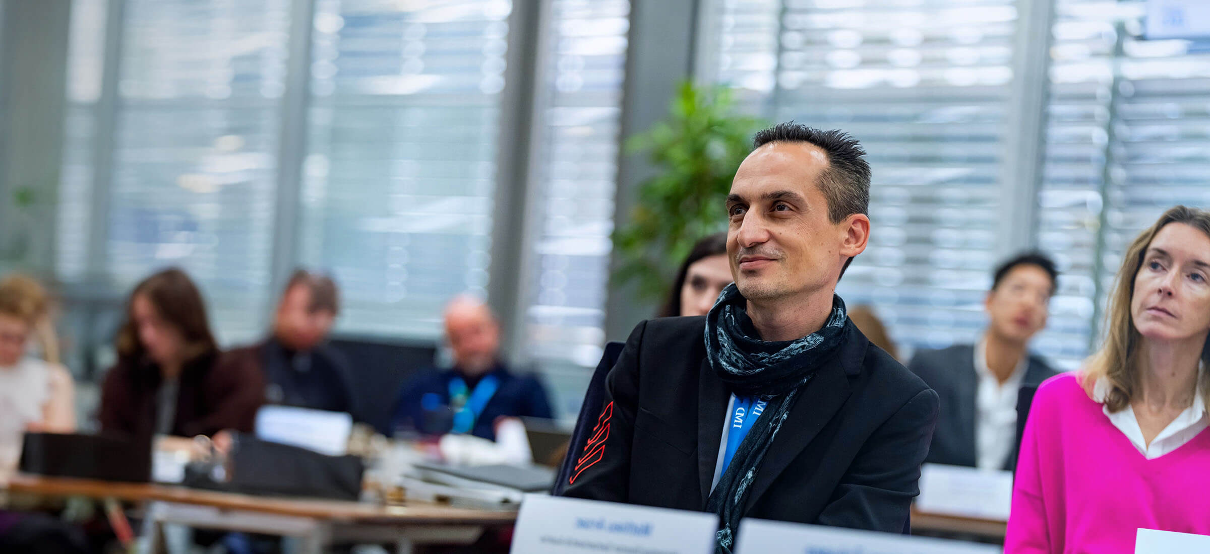 20240802-Lux2050-Research-Insights-Topbanner-tablet-2400x1100 - IMD Business School