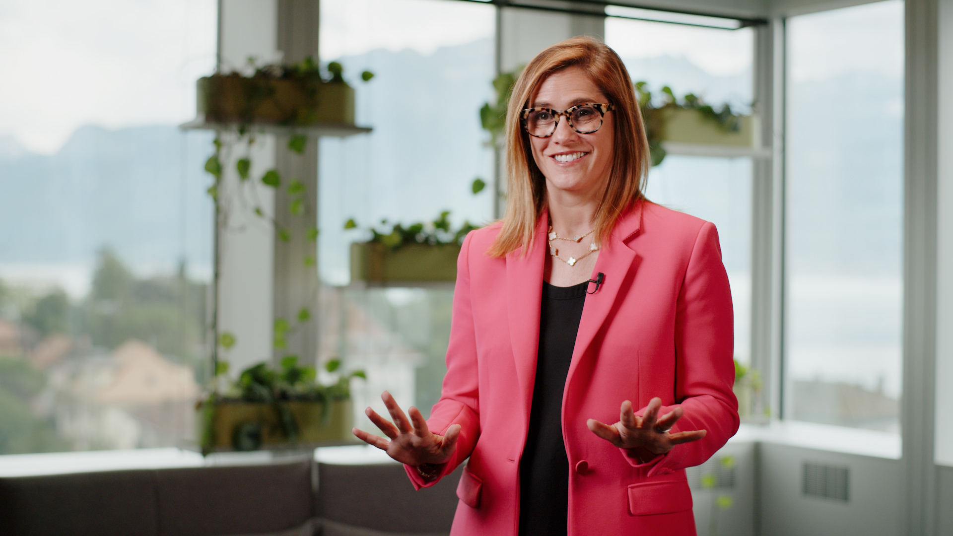 WOB_Participant experience_Lisa Gibby 002 - IN PROGRESS00_07_04_05Still001 - IMD Business School