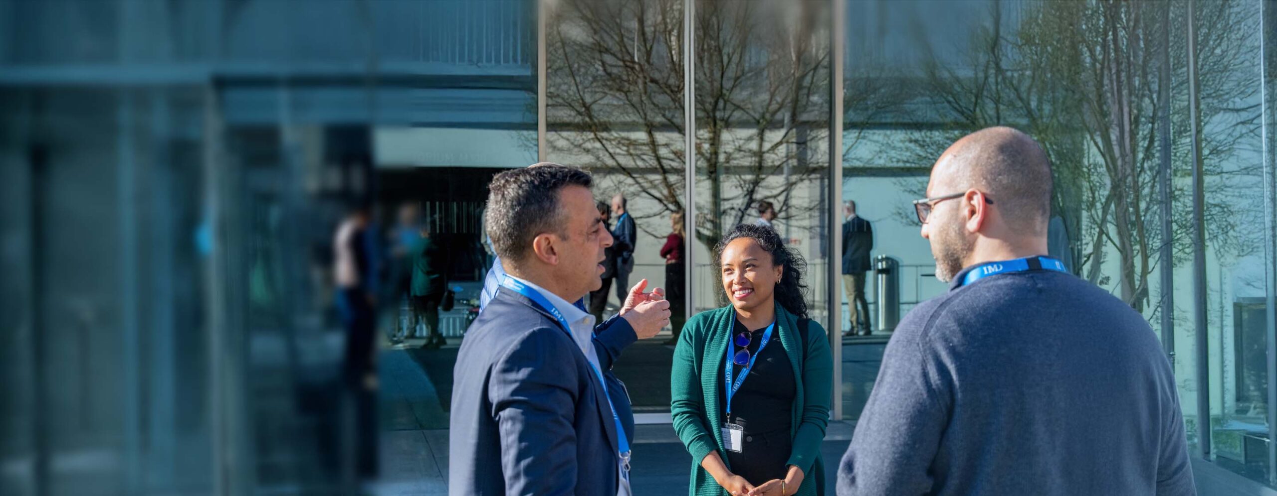 20241125-MBA-Campus-Visit-Web-tiles-fall-desktop-2880×1120 - IMD Business School