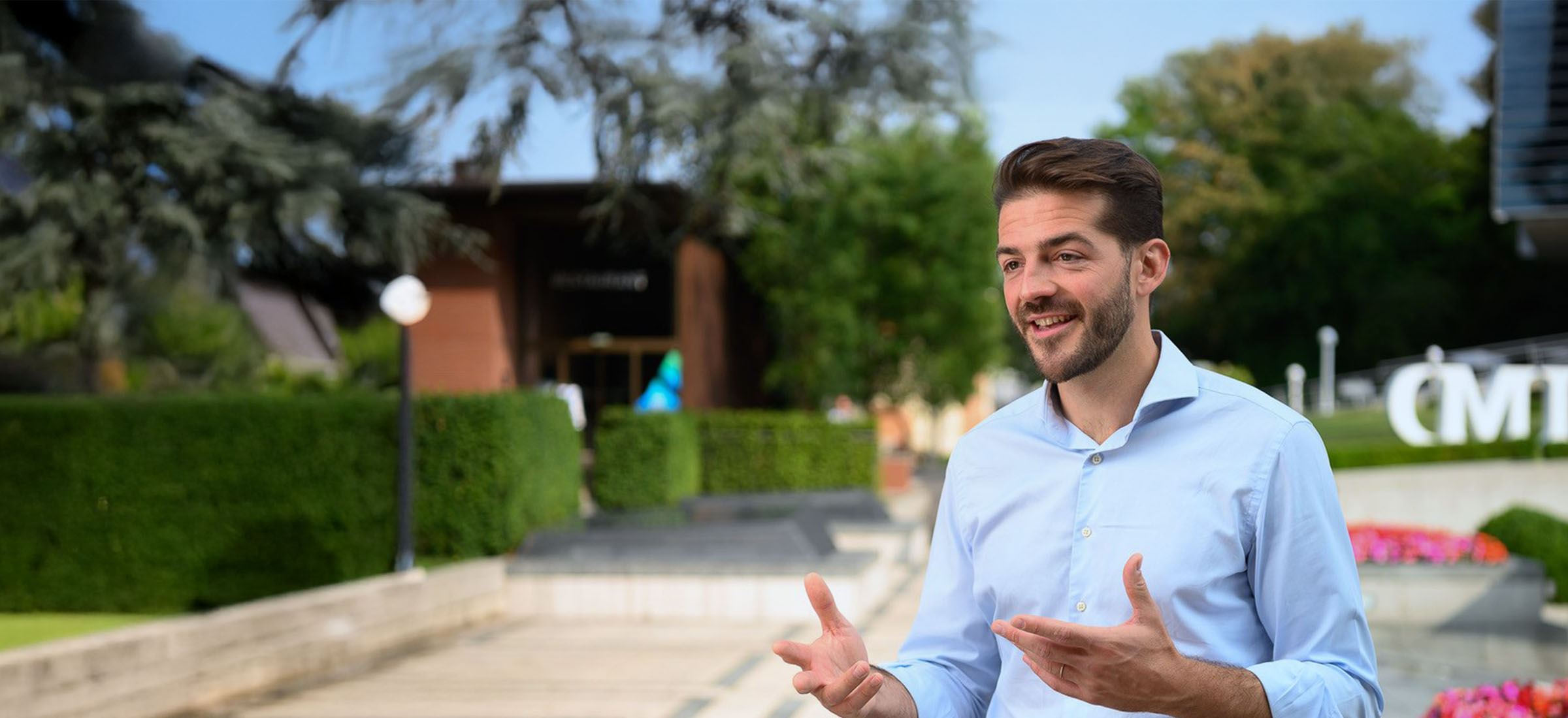 20250124-News-Faculty-Jose-Parra-Moyano-HP-carousel-tablet-2400×1100 - IMD Business School