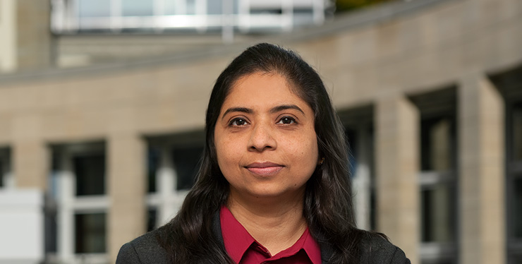 20250130-Faculty-Ivy_Buche-Card-740×374 - IMD Business School