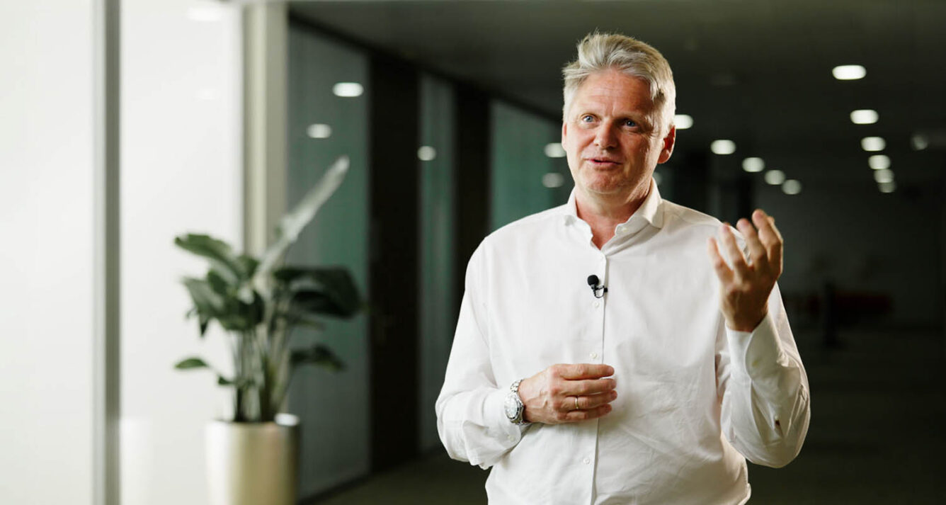 Leading Sustainable Business Transformation - Sustainability Program