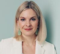 Dr Kiri Trier