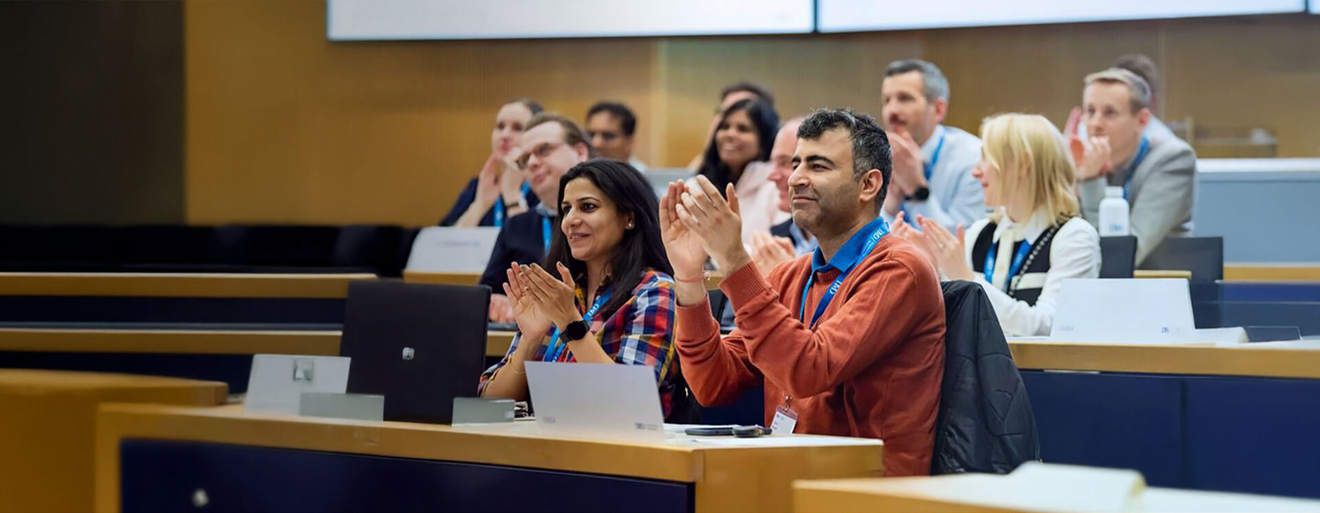 20250604-EMBA-Web-assets-cohort-desktop-2880x1120 - IMD Business School - IMD Business School