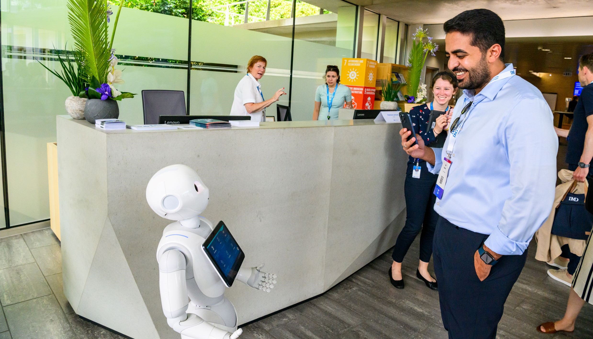 OWP_Robots - IMD Business School