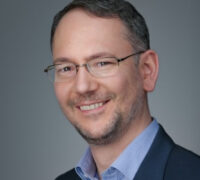 Dr. Paul Scade