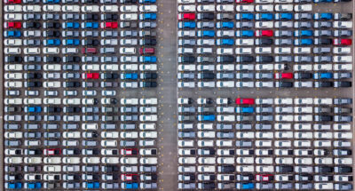 Aerial view new cars parking for sale stock lot row New cars de Aerial view new cars parking for sale stock lot row New cars de