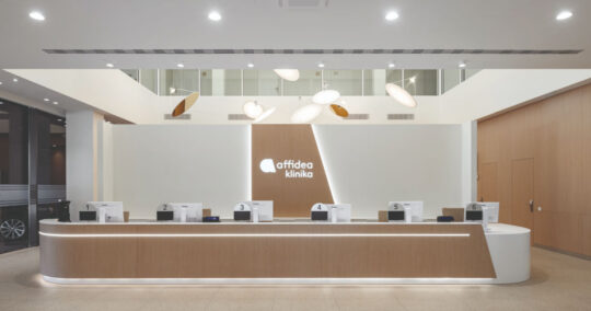 b-rayZ attracts large European healthcare provider as partner and investor - IMD Business School