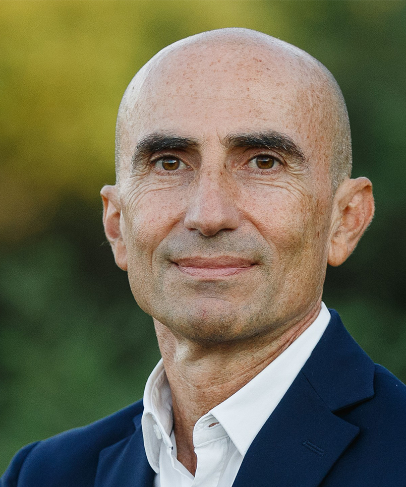  Luca-Napodano_100x120 - IMD Business School