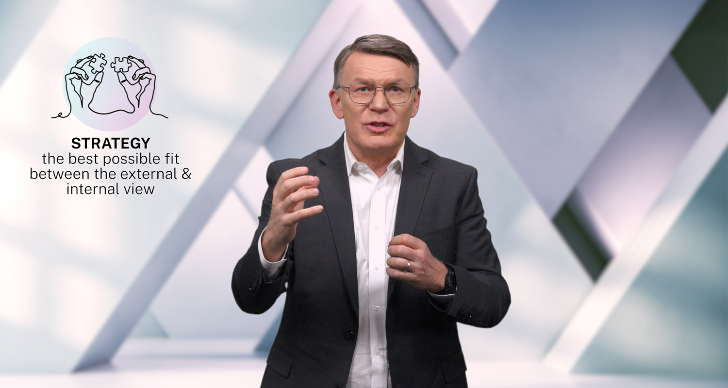 Stefan Michel, Program Director of IMD's online Strategic Thinking program - IMD Business School