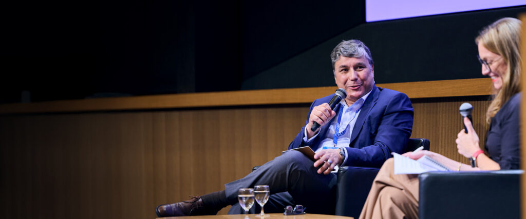 IbyIMD-LeadersUnplugged-Episode13-IbyIMD-Homepage-FullHeaderImage-1440x600 - IMD Business School Leaders Unplugged - IMD Business School