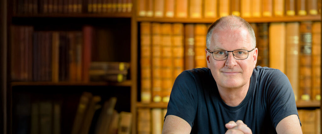 IbyIMD-Podcast-MikeWooldridge-IbyIMD-Homepage-FullHeaderImage-1440x600 - IMD Business School - IMD Business School