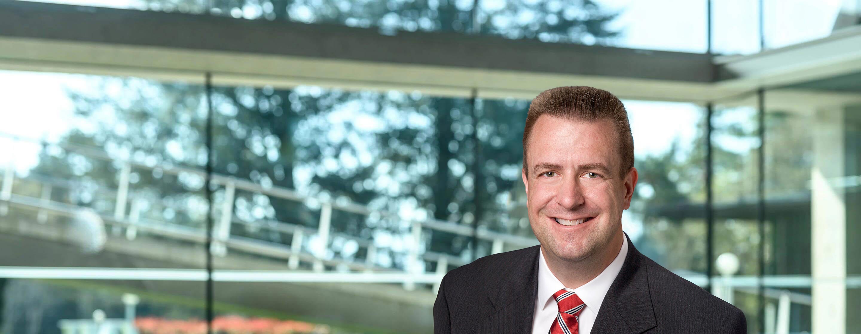 20250505-Faculty-Tim_Quigley-Topbanner-Desktop-2880x1120 1 - IMD Business School