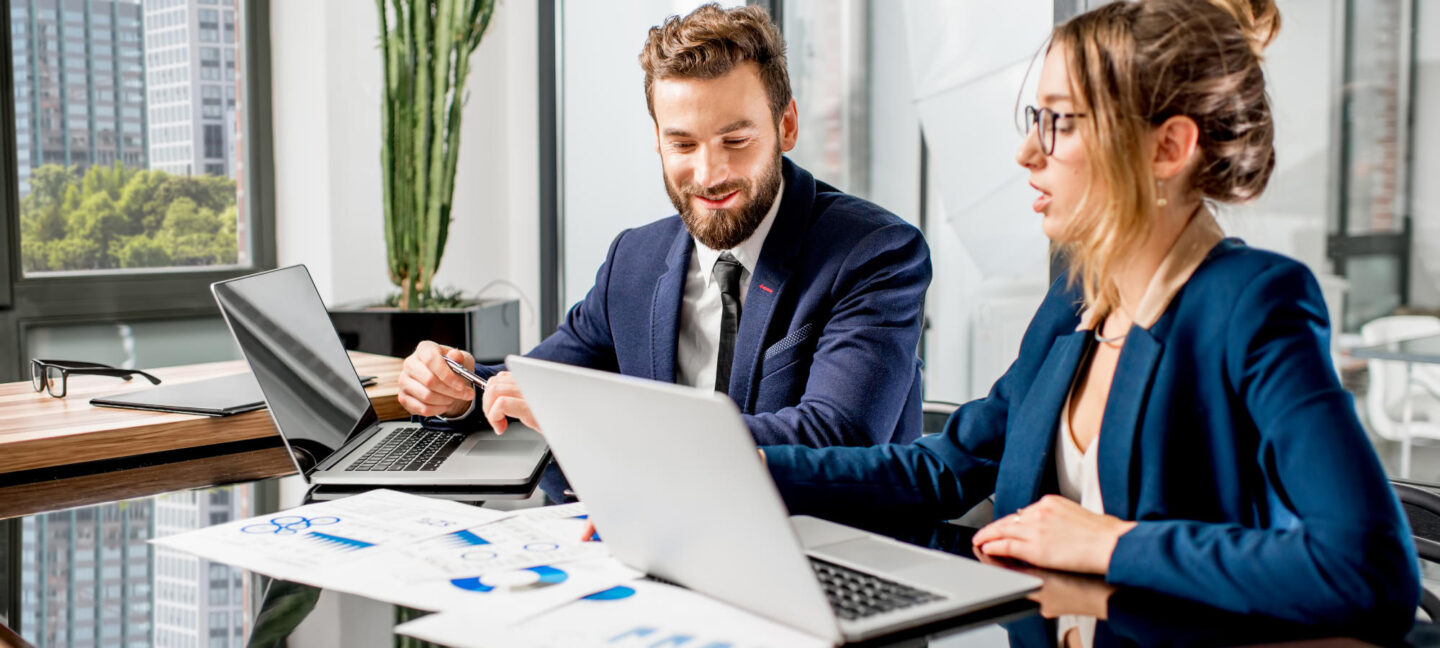 Analytic managers team working at the office