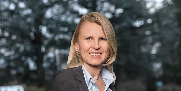 20250107-Alumni-Together_Community-Leadership_Team-Olynec-Natalia-Card-740x374 1 - IMD Business School