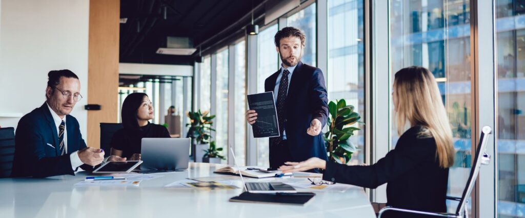 BC_FamilyConflict_banner_1440x600 - IMD Business School - IMD Business School