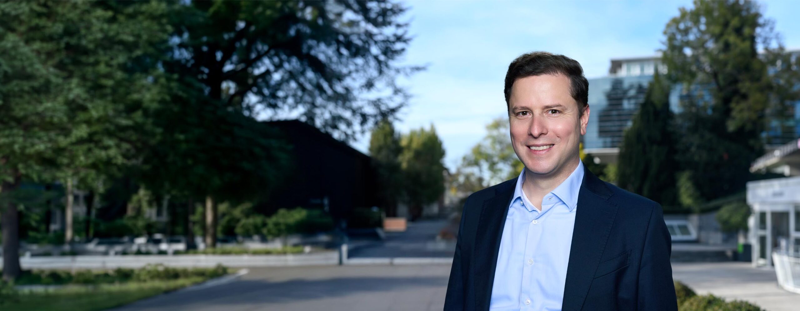 Faculty-page-GGuttmanndesktop-2880x1120 - IMD Business School