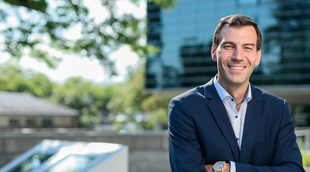 IbyIMD-FamilyPhilanthropyWebinar-RELIVE-IbyIMDhomepage-FullHeader-1080×600