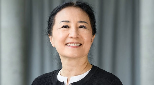 20221006-faculty-winternie-cardcampus-370x187-x2-mh-comp-crop 1 - IMD Business School