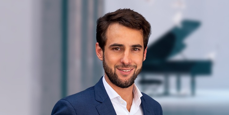 20260211-RLL-Gabriel_Otero-Diploma_Card-740x374 - IMD Business School