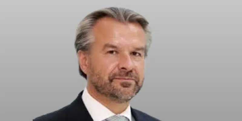 Anthony Gooch Gálvez - IMD Business School